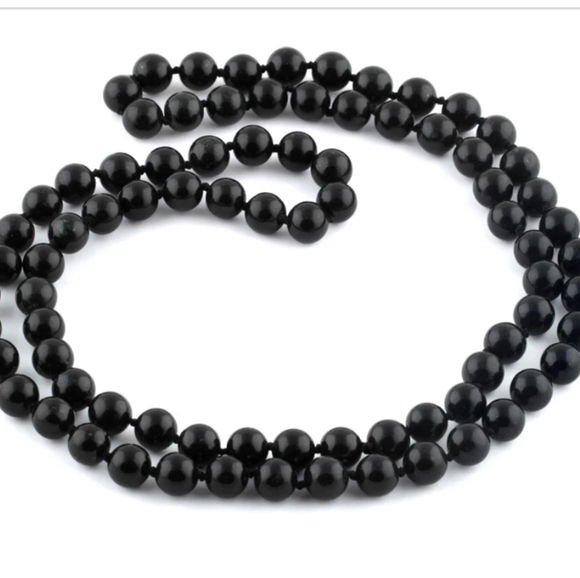 Jewelry - SALE! Black Bead Necklace